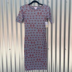 NWT Lularoe Julia Triangle Print Julia Dress XXS